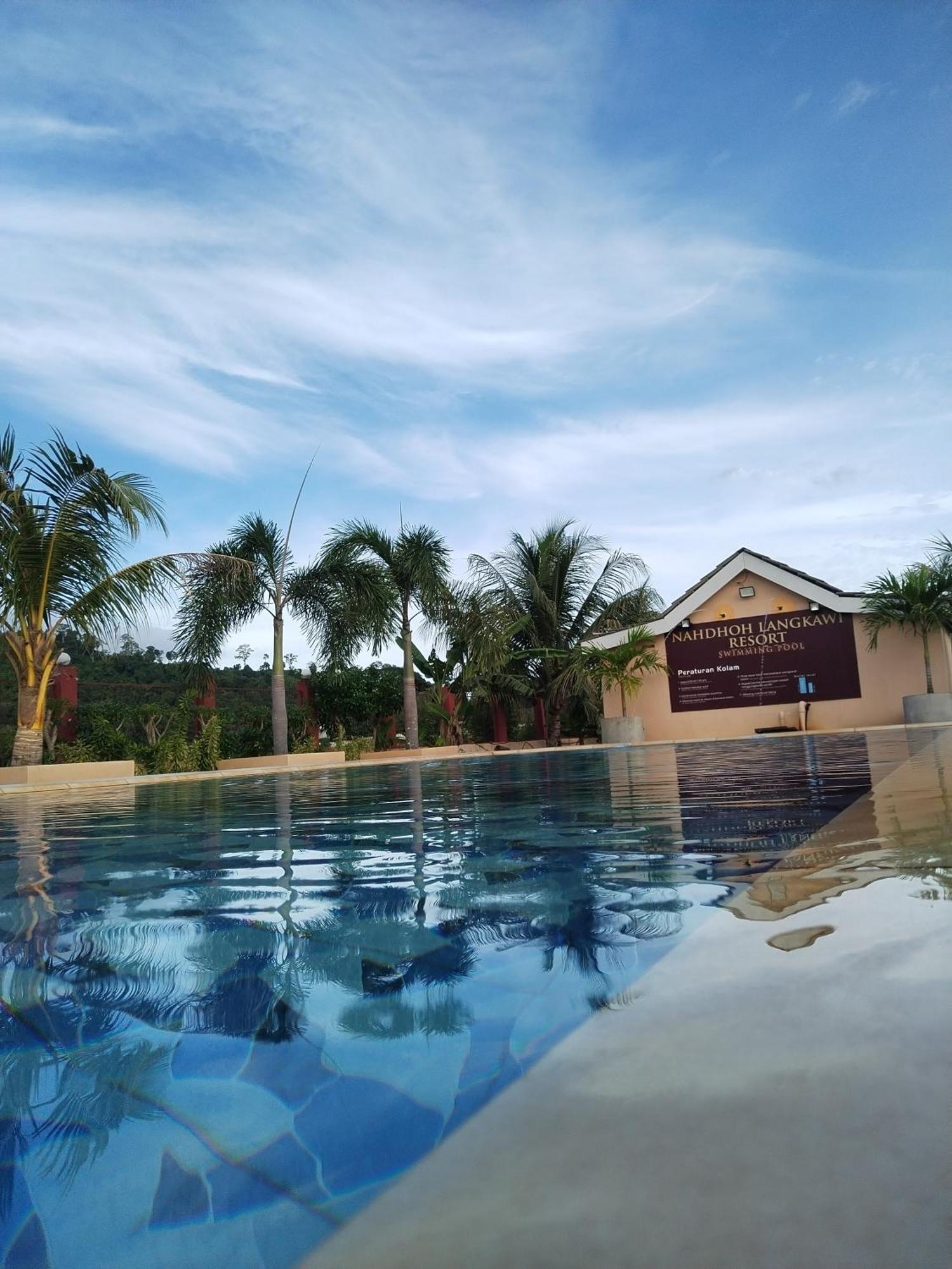 Nahdhoh Langkawi Resort 珍南海滩 外观 照片